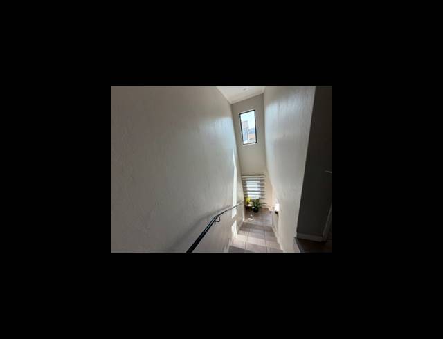 2 BEDROOM TOWNHOUSE FOR SALE IN ALBERTSDAL